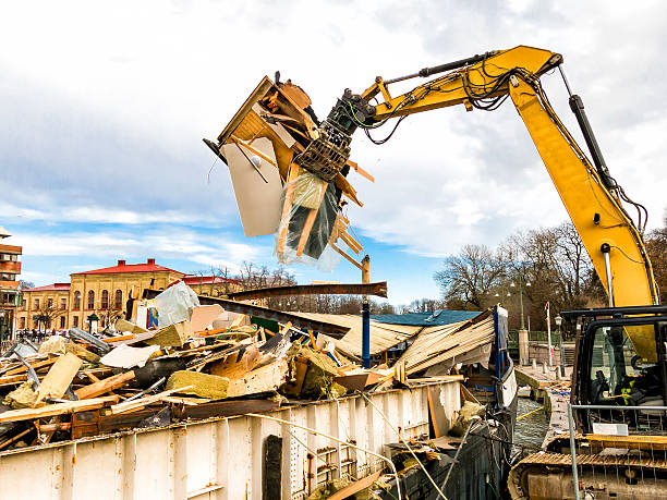 Best Construction Debris Removal  in Forest Lake, MN
